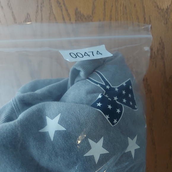 Under Armour Patriotic Gray Sweatshirt XL Womens - Picture 6 of 6